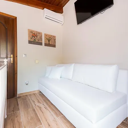 Natura By Rentalspro Services - Nea Halkidiki *
