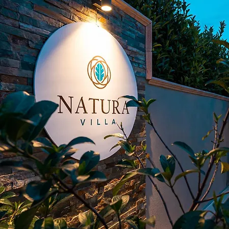 Natura * Flogita