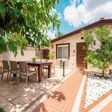Villa Natura By Rentalspro Services - Nea Halkidiki